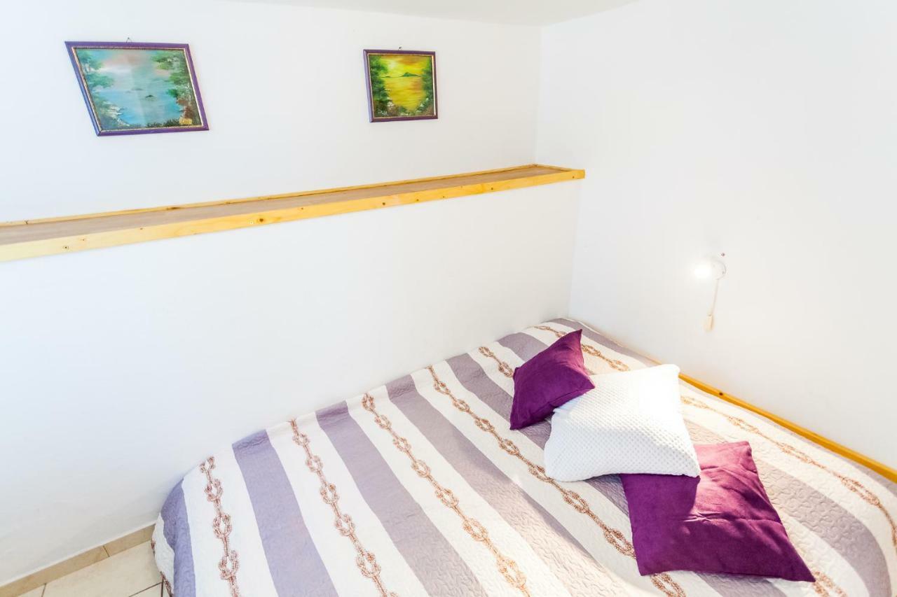 Apartments Dajna Вела-Лука Экстерьер фото