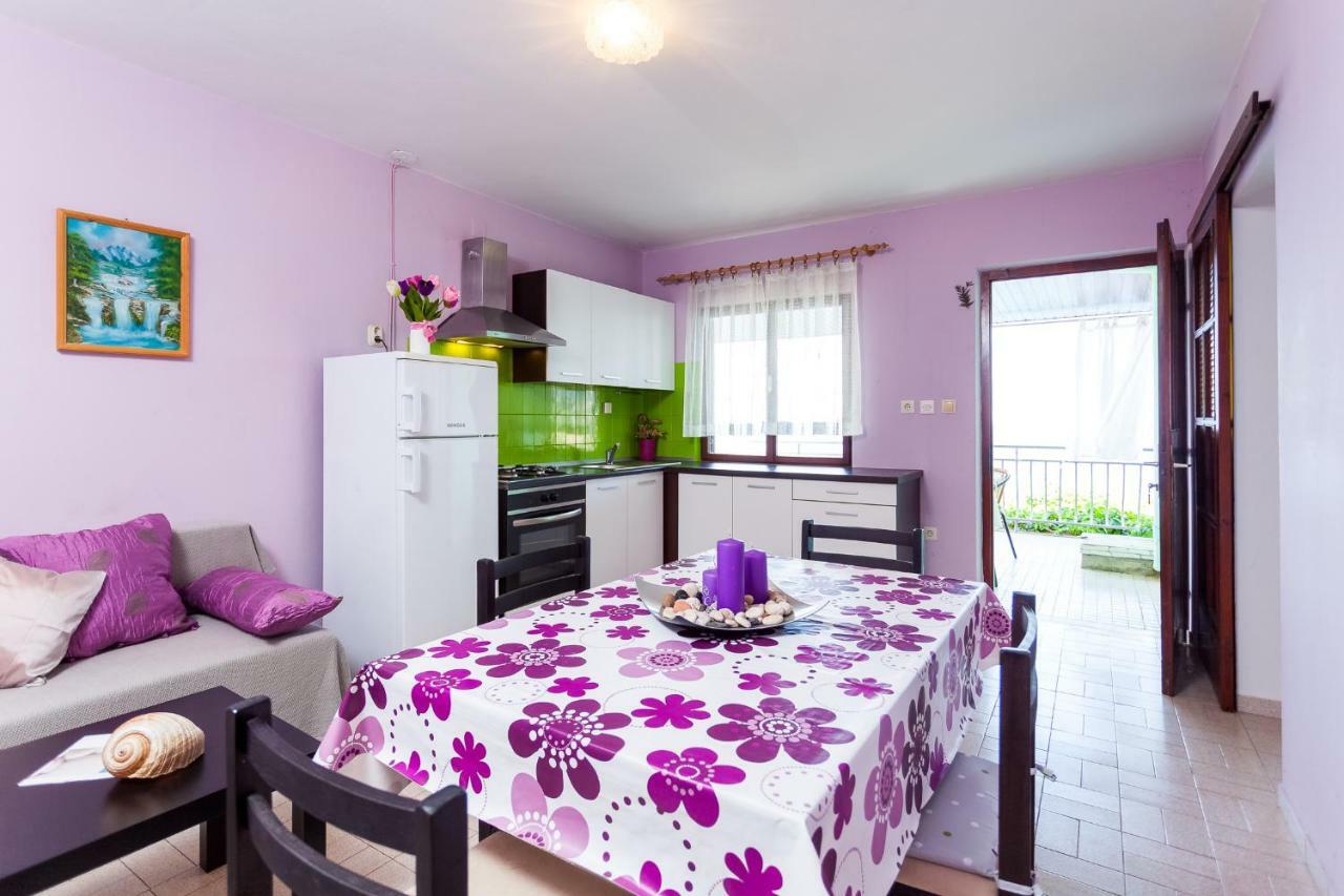 Apartments Dajna Вела-Лука Экстерьер фото