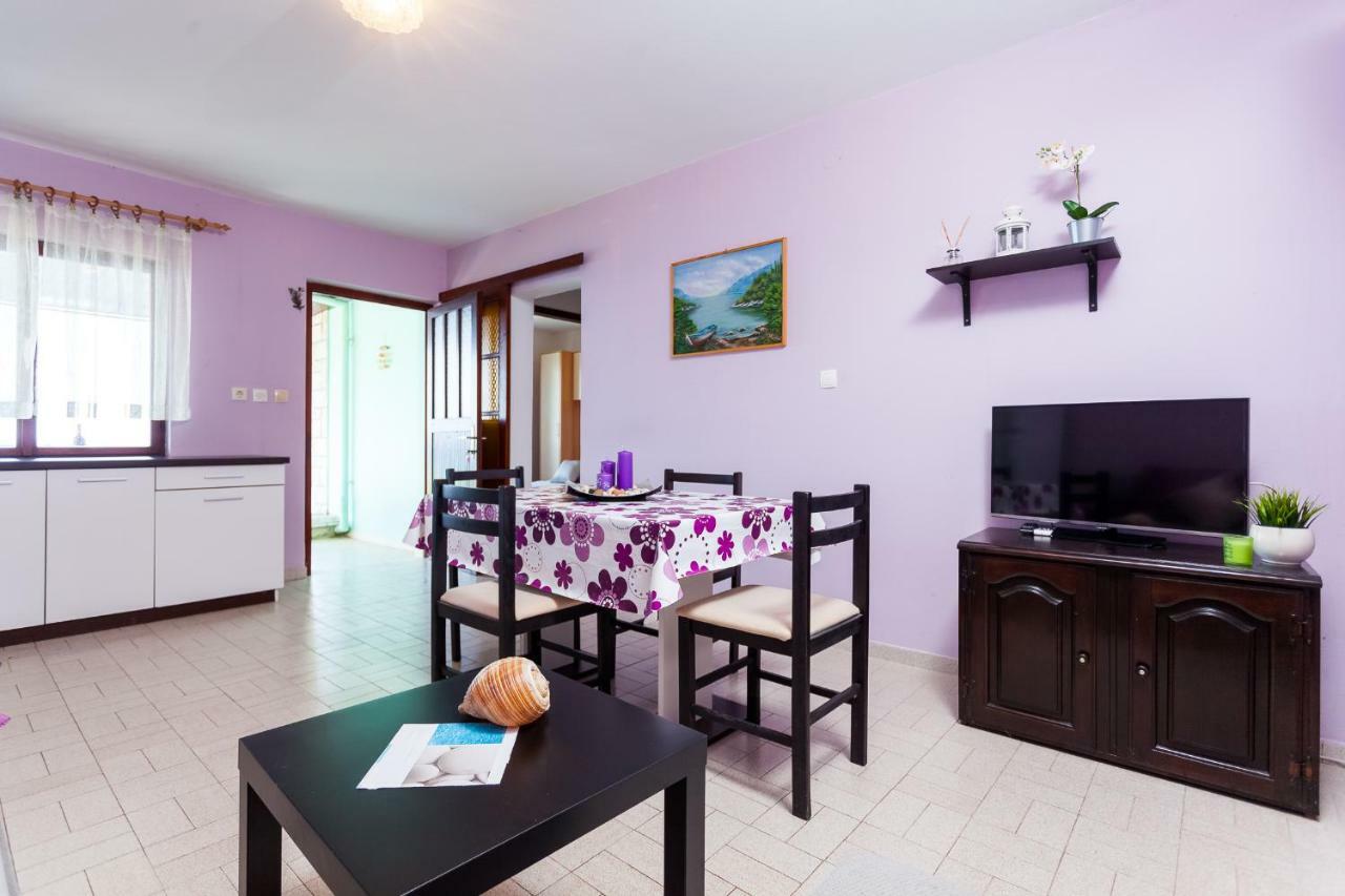 Apartments Dajna Вела-Лука Экстерьер фото